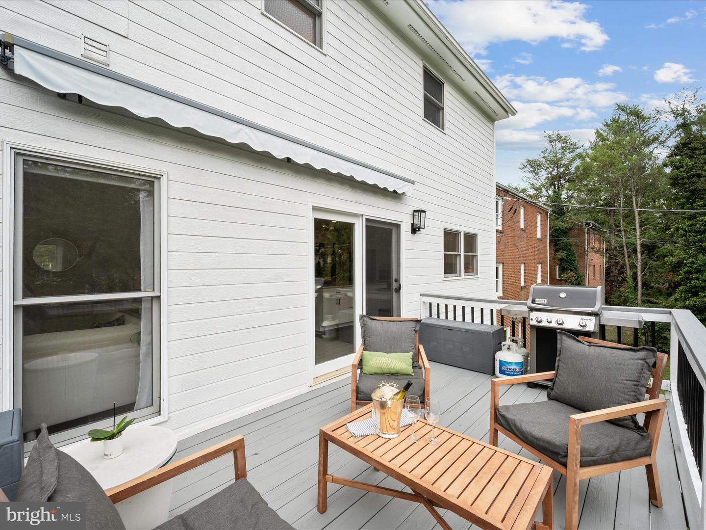 501 JEFFERSON ST, WINCHESTER, Virginia 22601, 5 Bedrooms Bedrooms, ,2 BathroomsBathrooms,Residential,For sale,501 JEFFERSON ST,VAWI2009708 MLS # VAWI2009708