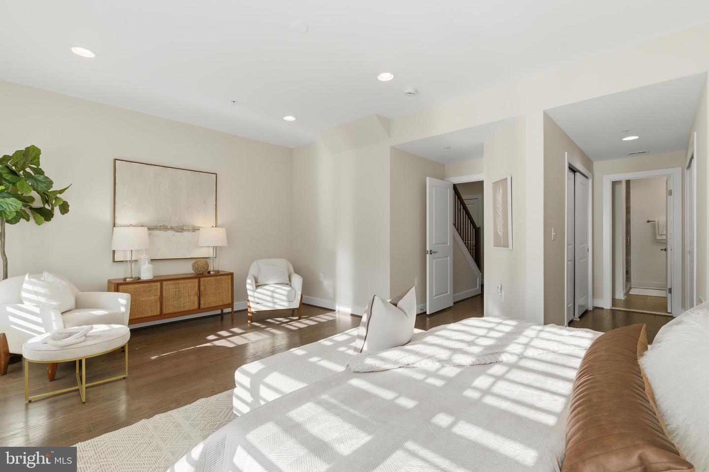 608 E ALEXANDRIA AVE, ALEXANDRIA, Virginia 22301, 3 Bedrooms Bedrooms, ,3 BathroomsBathrooms,Residential,For sale,608 E ALEXANDRIA AVE,VAAX2052974 MLS # VAAX2052974 608 E ALEXANDRIA AVE, ALEXANDRIA, Virginia 22301, 3 Bedrooms Bedrooms, ,3 BathroomsBathrooms,Residential,For sale,608 E ALEXANDRIA AVE,VAAX2052974 MLS # VAAX2052974