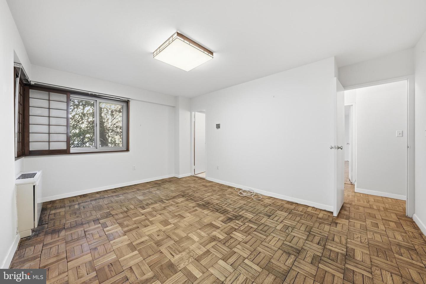 4600 CONNECTICUT AVE NW #206, WASHINGTON, District Of Columbia 20008, 2 Bedrooms Bedrooms, ,2 BathroomsBathrooms,Residential,For sale,4600 CONNECTICUT AVE NW #206,DCDC2240382 MLS # DCDC2240382