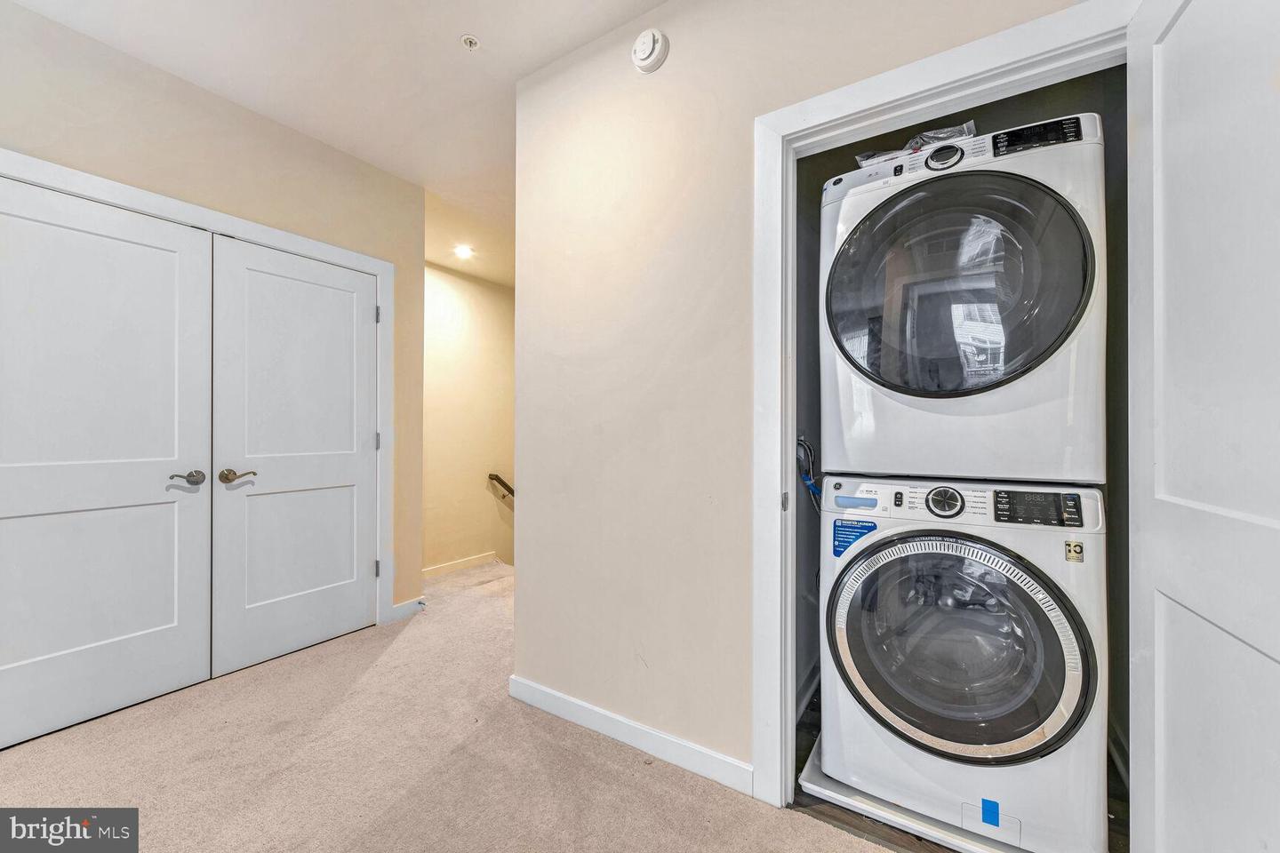 20276 NEWFOUNDLAND SQ, ASHBURN, Virginia 20147, 2 Bedrooms Bedrooms, ,2 BathroomsBathrooms,Residential,For sale,20276 NEWFOUNDLAND SQ,VALO2113582 MLS # VALO2113582