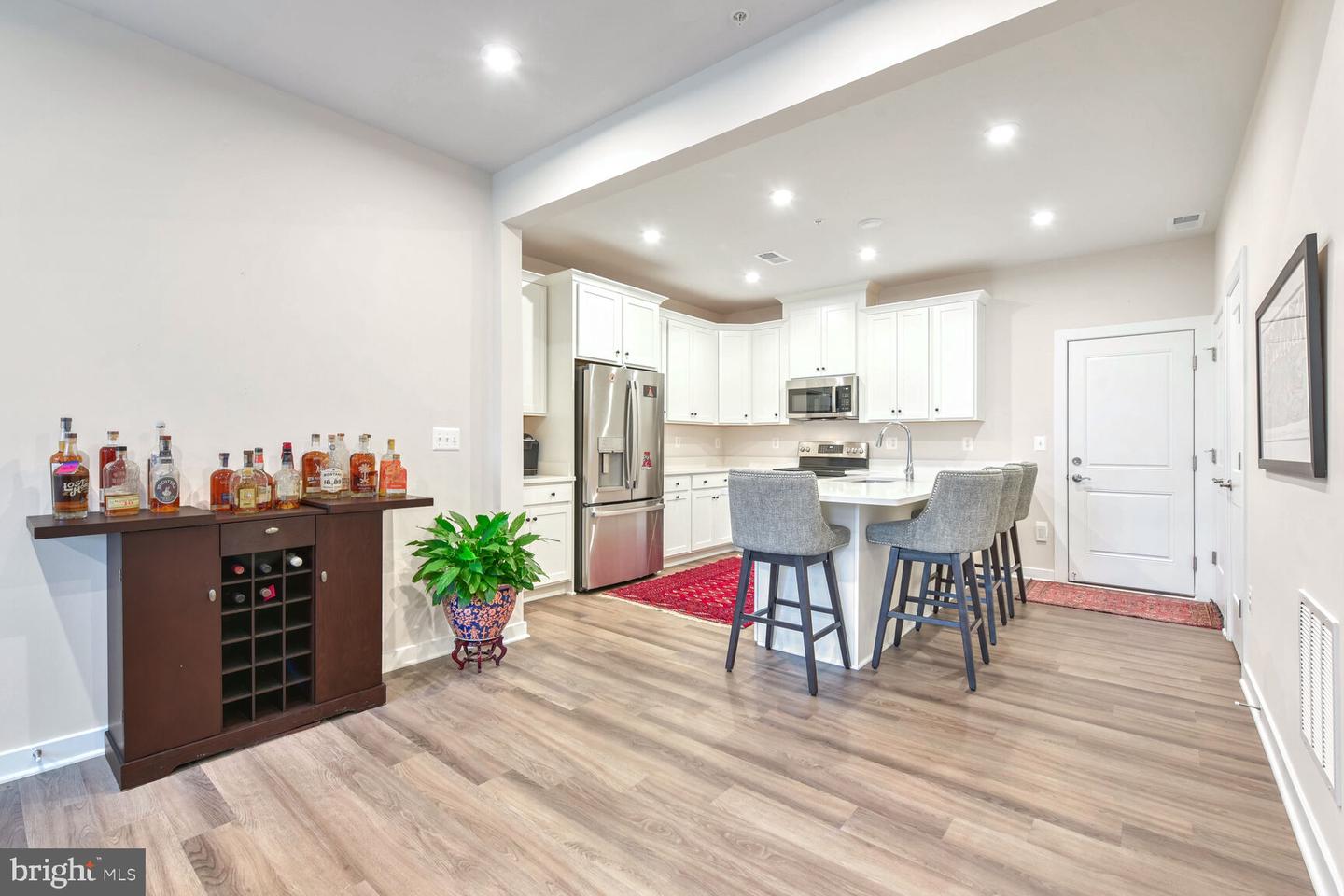 20276 NEWFOUNDLAND SQ, ASHBURN, Virginia 20147, 2 Bedrooms Bedrooms, ,2 BathroomsBathrooms,Residential,For sale,20276 NEWFOUNDLAND SQ,VALO2113582 MLS # VALO2113582