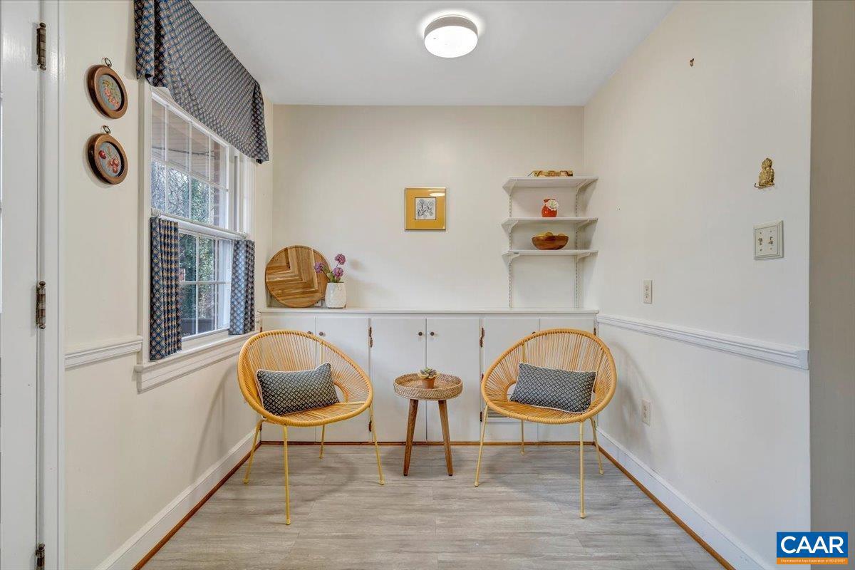 3558 SW HARTLAND RD, ROANOKE, Virginia 24015, 3 Bedrooms Bedrooms, ,2 BathroomsBathrooms,Residential,For sale,3558 SW HARTLAND RD,672294 MLS # 672294