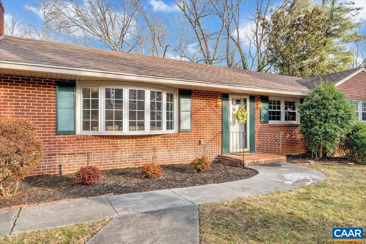 3558 SW HARTLAND RD, ROANOKE, Virginia 24015, 3 Bedrooms Bedrooms, ,2 BathroomsBathrooms,Residential,For sale,3558 SW HARTLAND RD,672294 MLS # 672294