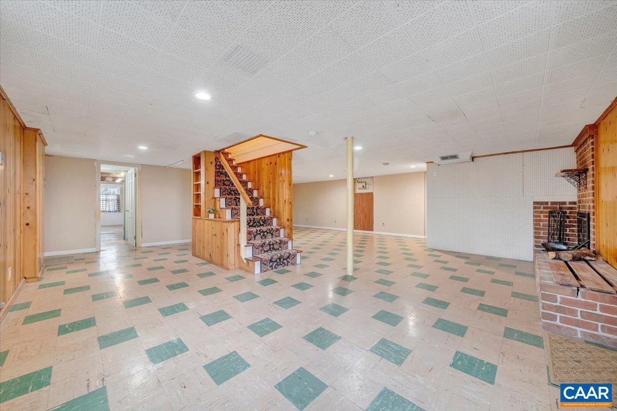 3558 SW HARTLAND RD, ROANOKE, Virginia 24015, 3 Bedrooms Bedrooms, ,2 BathroomsBathrooms,Residential,For sale,3558 SW HARTLAND RD,672294 MLS # 672294