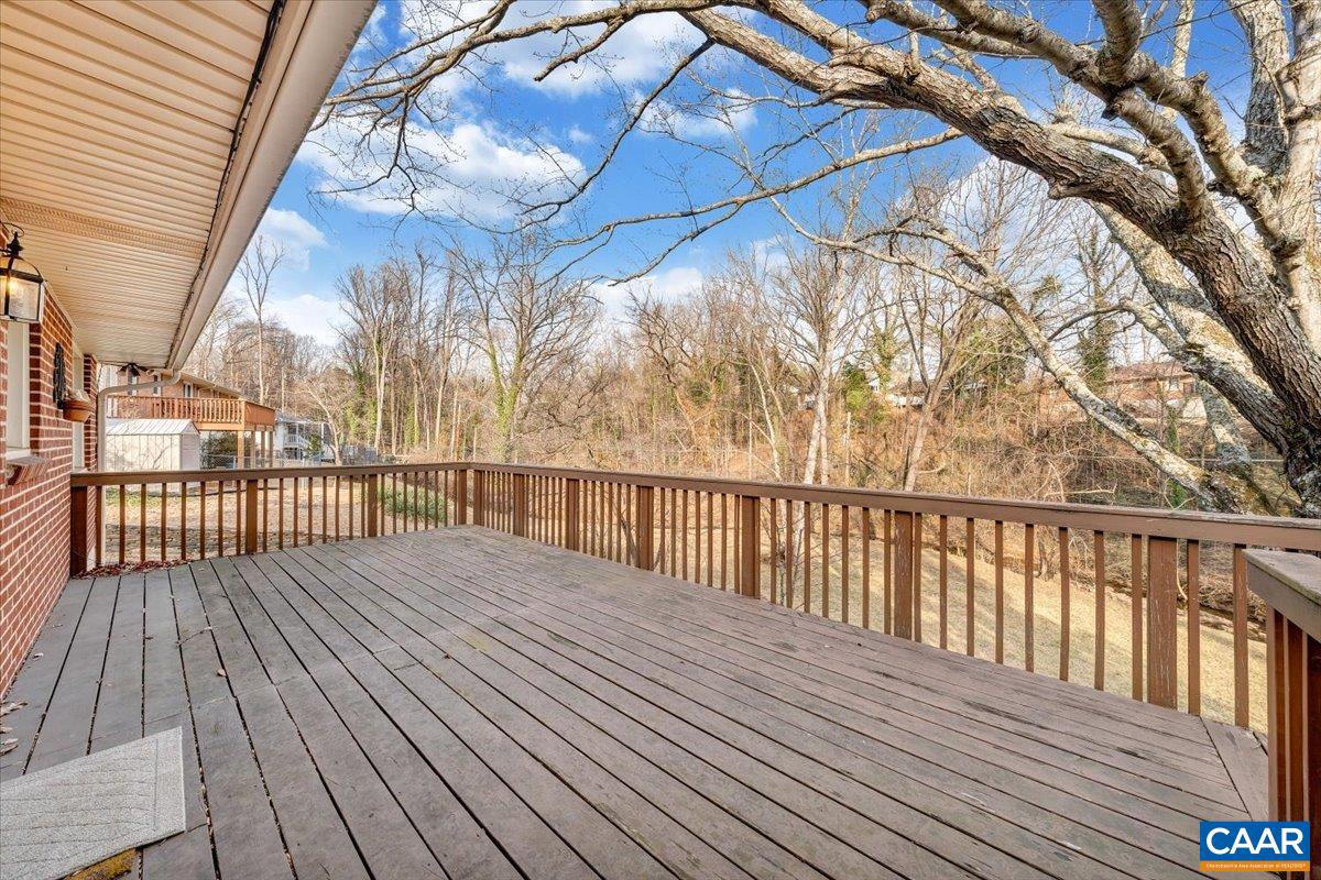 3558 SW HARTLAND RD, ROANOKE, Virginia 24015, 3 Bedrooms Bedrooms, ,2 BathroomsBathrooms,Residential,For sale,3558 SW HARTLAND RD,672294 MLS # 672294