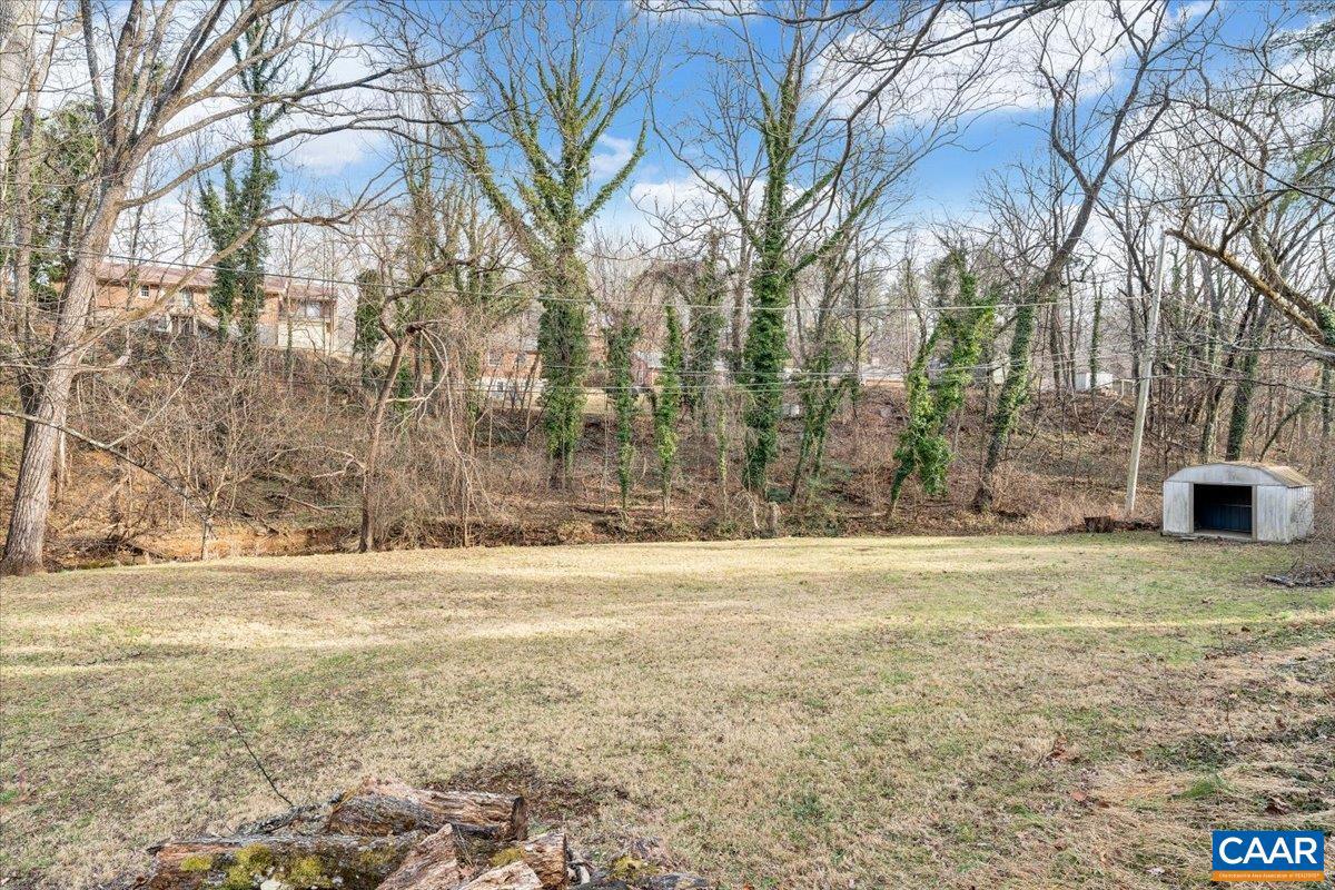 3558 SW HARTLAND RD, ROANOKE, Virginia 24015, 3 Bedrooms Bedrooms, ,2 BathroomsBathrooms,Residential,For sale,3558 SW HARTLAND RD,672294 MLS # 672294