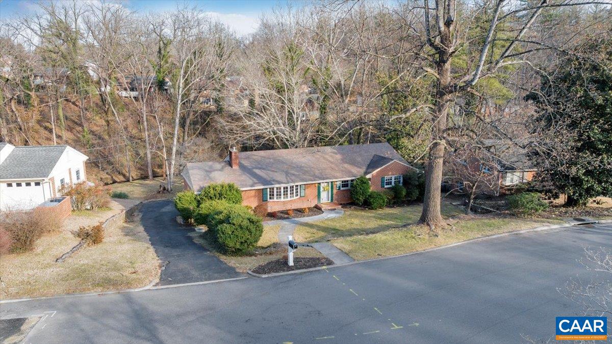 3558 SW HARTLAND RD, ROANOKE, Virginia 24015, 3 Bedrooms Bedrooms, ,2 BathroomsBathrooms,Residential,For sale,3558 SW HARTLAND RD,672294 MLS # 672294