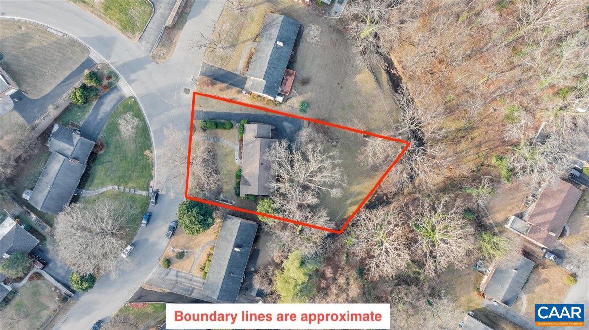 3558 SW HARTLAND RD, ROANOKE, Virginia 24015, 3 Bedrooms Bedrooms, ,2 BathroomsBathrooms,Residential,For sale,3558 SW HARTLAND RD,672294 MLS # 672294