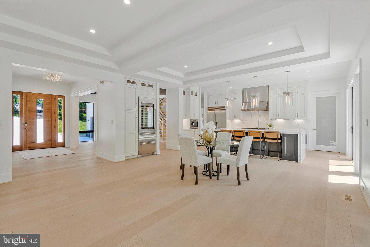 1434 WAGGAMAN CIR, MCLEAN, Virginia 22101, 6 Bedrooms Bedrooms, ,6 BathroomsBathrooms,Residential,For sale,1434 WAGGAMAN CIR,VAFX2284800 MLS # VAFX2284800