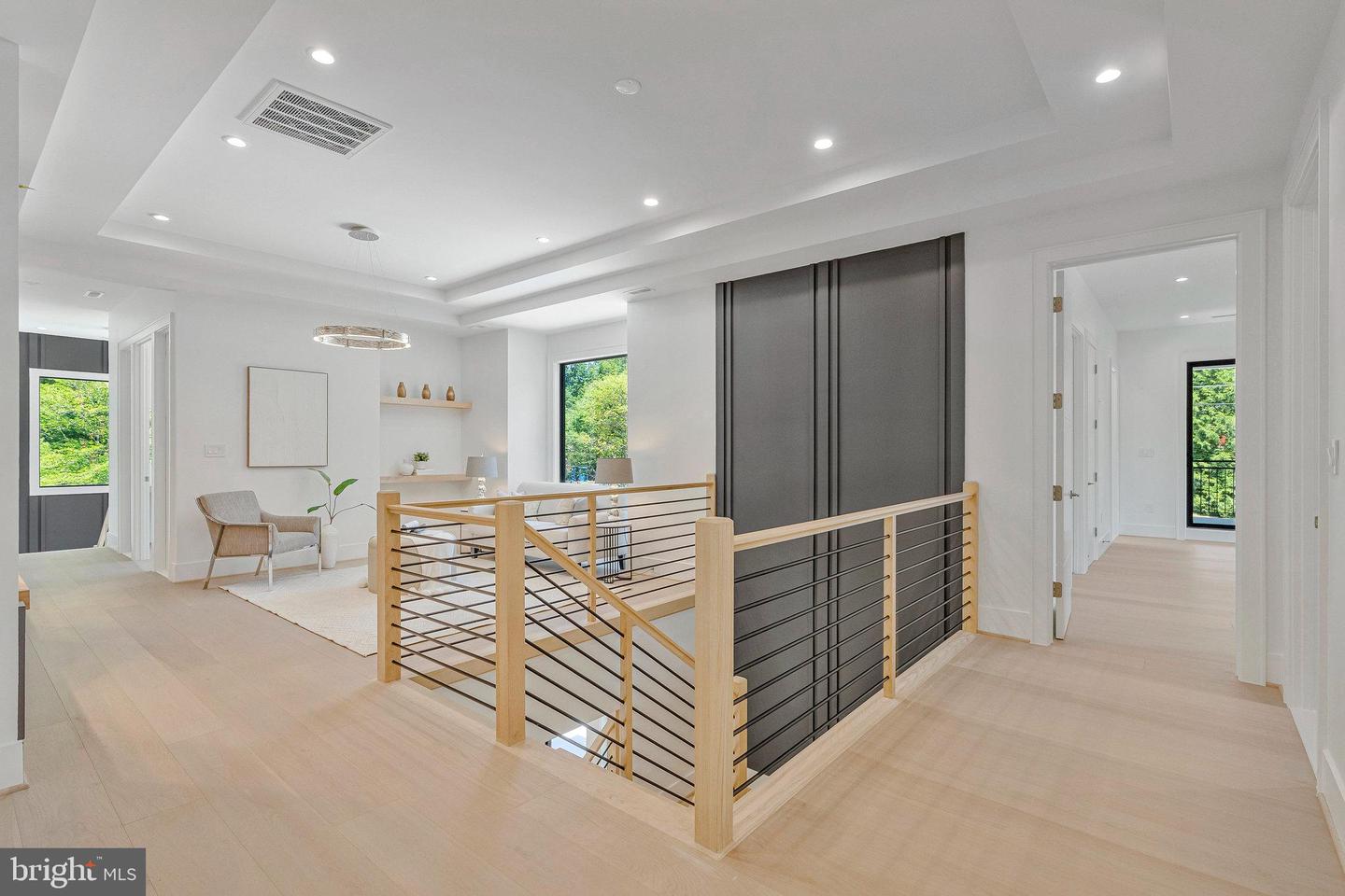 1434 WAGGAMAN CIR, MCLEAN, Virginia 22101, 6 Bedrooms Bedrooms, ,6 BathroomsBathrooms,Residential,For sale,1434 WAGGAMAN CIR,VAFX2284800 MLS # VAFX2284800