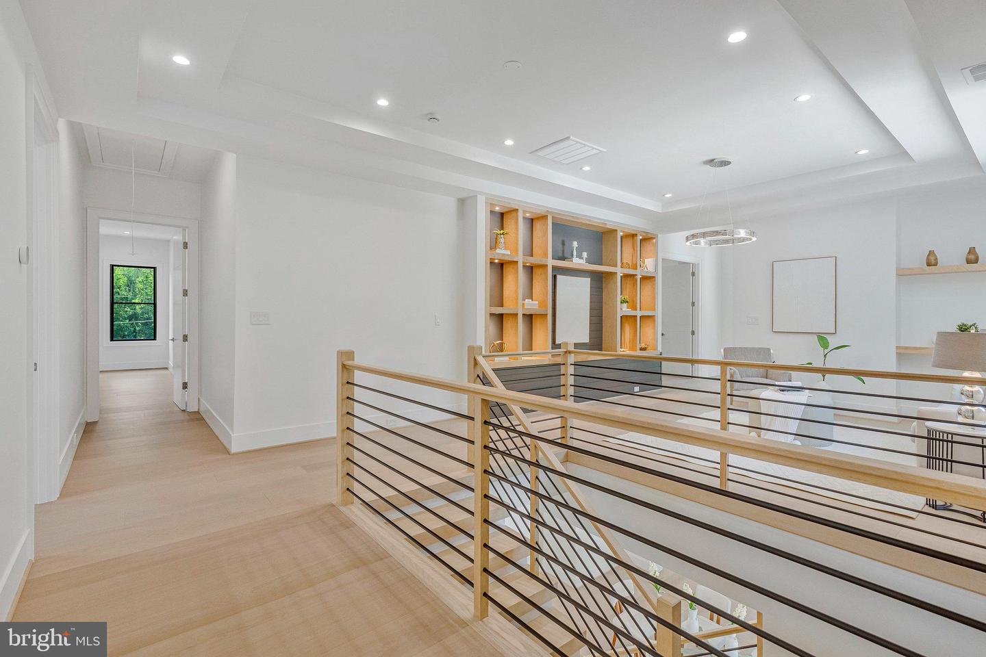 1434 WAGGAMAN CIR, MCLEAN, Virginia 22101, 6 Bedrooms Bedrooms, ,6 BathroomsBathrooms,Residential,For sale,1434 WAGGAMAN CIR,VAFX2284800 MLS # VAFX2284800