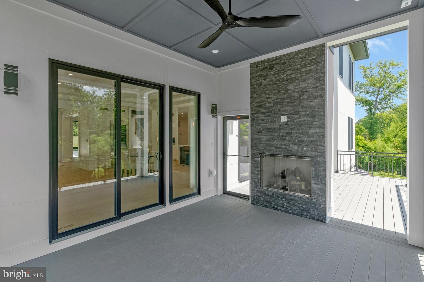 1434 WAGGAMAN CIR, MCLEAN, Virginia 22101, 6 Bedrooms Bedrooms, ,6 BathroomsBathrooms,Residential,For sale,1434 WAGGAMAN CIR,VAFX2284800 MLS # VAFX2284800