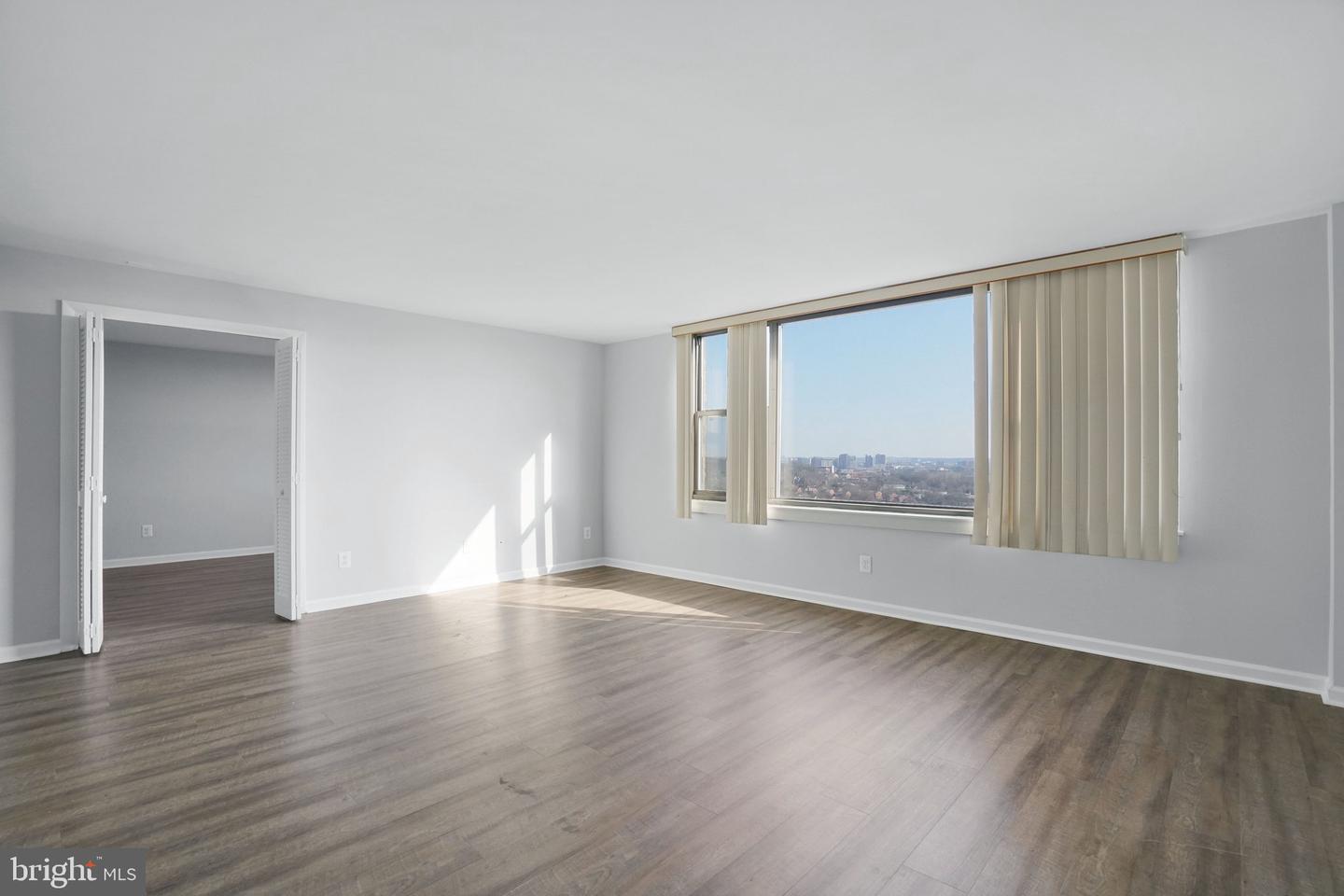 4600 DUKE ST #1613, ALEXANDRIA, Virginia 22304, 2 Bedrooms Bedrooms, ,1 BathroomBathrooms,Residential,For sale,4600 DUKE ST #1613,VAAX2052976 MLS # VAAX2052976