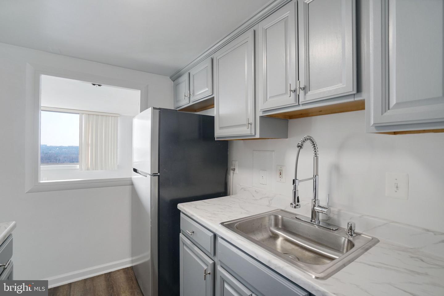 4600 DUKE ST #1613, ALEXANDRIA, Virginia 22304, 2 Bedrooms Bedrooms, ,1 BathroomBathrooms,Residential,For sale,4600 DUKE ST #1613,VAAX2052976 MLS # VAAX2052976