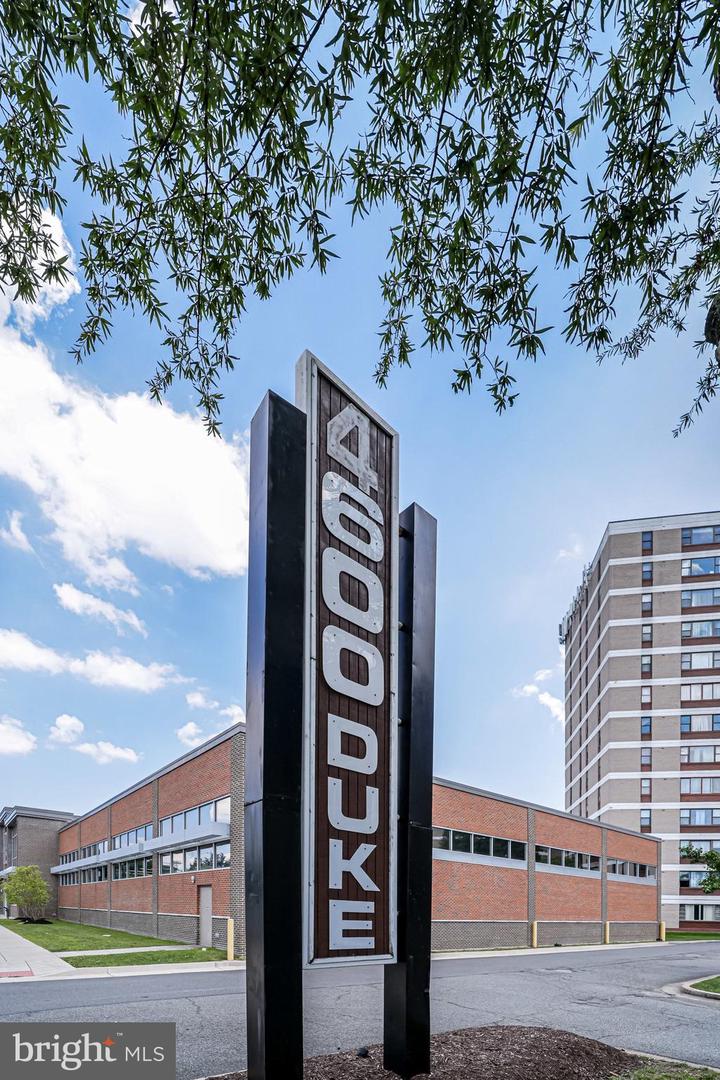 4600 DUKE ST #1613, ALEXANDRIA, Virginia 22304, 2 Bedrooms Bedrooms, ,1 BathroomBathrooms,Residential,For sale,4600 DUKE ST #1613,VAAX2052976 MLS # VAAX2052976
