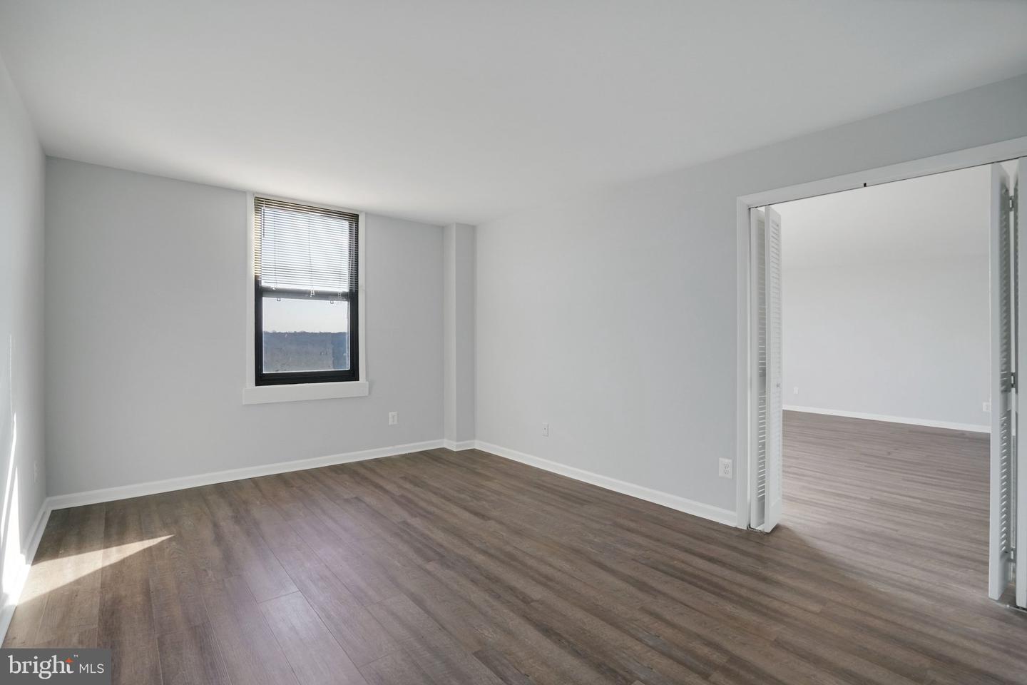 4600 DUKE ST #1613, ALEXANDRIA, Virginia 22304, 2 Bedrooms Bedrooms, ,1 BathroomBathrooms,Residential,For sale,4600 DUKE ST #1613,VAAX2052976 MLS # VAAX2052976