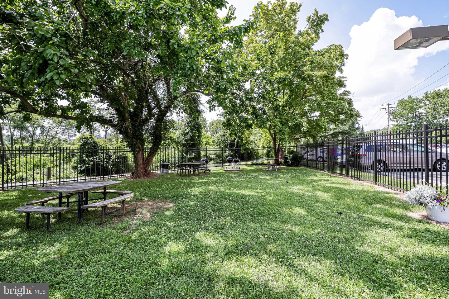 4600 DUKE ST #1613, ALEXANDRIA, Virginia 22304, 2 Bedrooms Bedrooms, ,1 BathroomBathrooms,Residential,For sale,4600 DUKE ST #1613,VAAX2052976 MLS # VAAX2052976