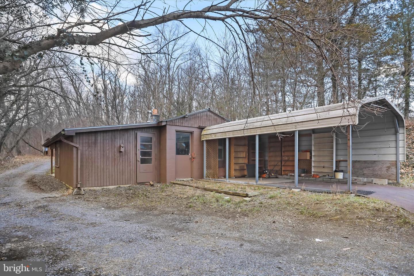 84 FUNK RD, STRASBURG, Virginia 22657, 2 Bedrooms Bedrooms, ,1 BathroomBathrooms,Residential,For sale,84 FUNK RD,VASH2013316 MLS # VASH2013316