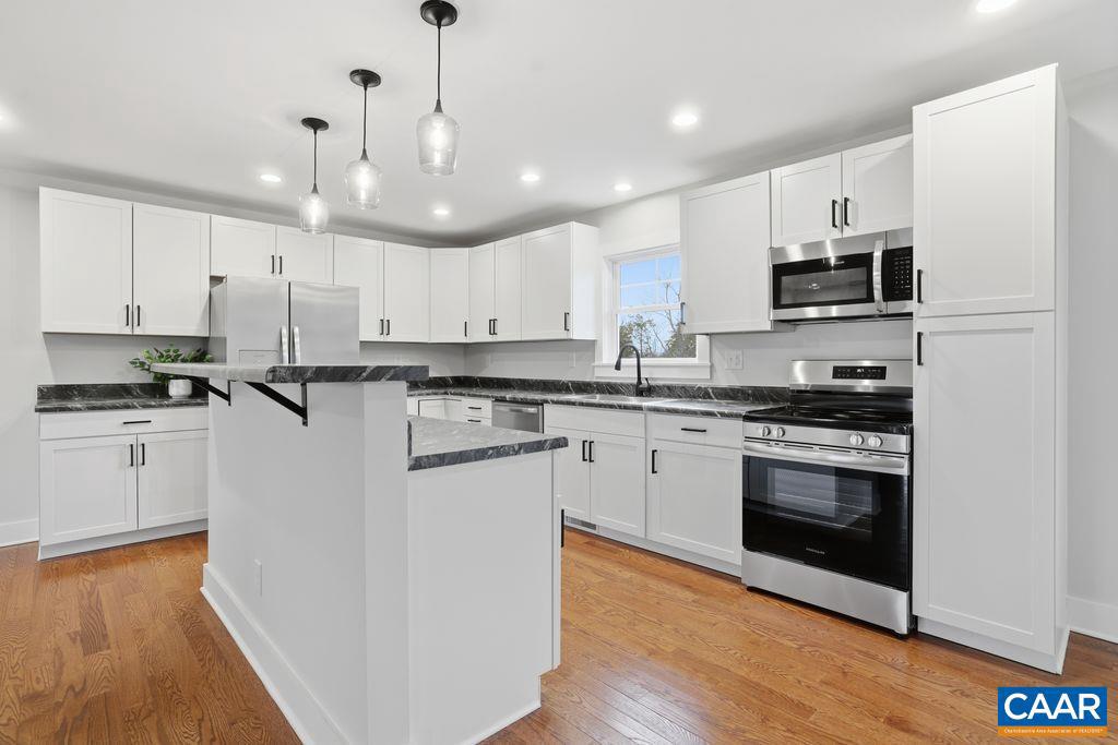 25911 N JAMES MADISON HWY, NEW CANTON, Virginia 23123, 3 Bedrooms Bedrooms, ,2 BathroomsBathrooms,Residential,For sale,25911 N JAMES MADISON HWY,672296 MLS # 672296