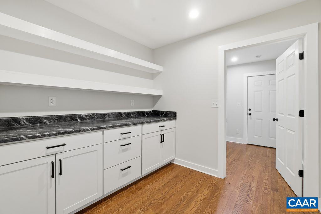 25911 N JAMES MADISON HWY, NEW CANTON, Virginia 23123, 3 Bedrooms Bedrooms, ,2 BathroomsBathrooms,Residential,For sale,25911 N JAMES MADISON HWY,672296 MLS # 672296