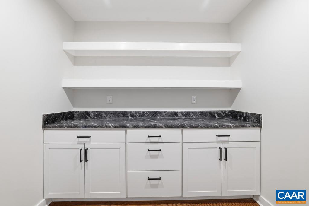 25911 N JAMES MADISON HWY, NEW CANTON, Virginia 23123, 3 Bedrooms Bedrooms, ,2 BathroomsBathrooms,Residential,For sale,25911 N JAMES MADISON HWY,672296 MLS # 672296