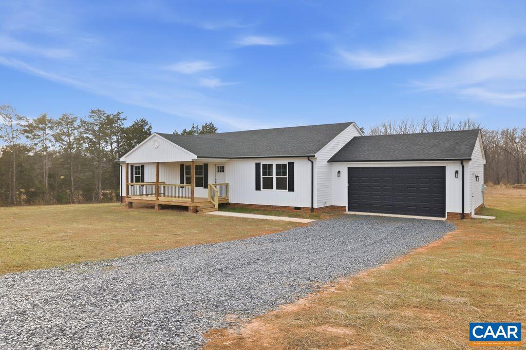 25911 N JAMES MADISON HWY, NEW CANTON, Virginia 23123, 3 Bedrooms Bedrooms, ,2 BathroomsBathrooms,Residential,For sale,25911 N JAMES MADISON HWY,672296 MLS # 672296