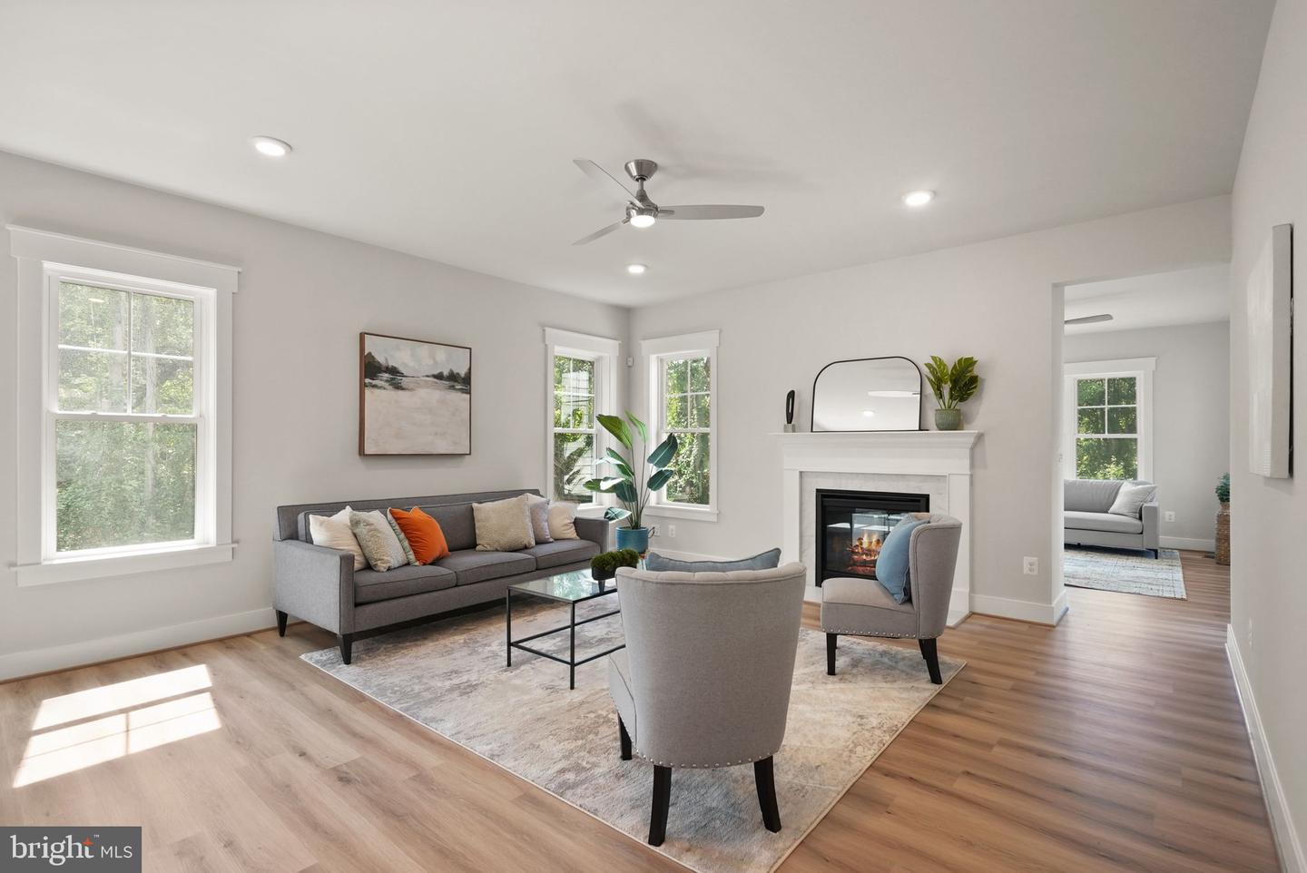 11433 POPES HEAD RD, FAIRFAX, Virginia 22030, 5 Bedrooms Bedrooms, ,3 BathroomsBathrooms,Residential,For sale,11433 POPES HEAD RD,VAFX2266744 MLS # VAFX2266744