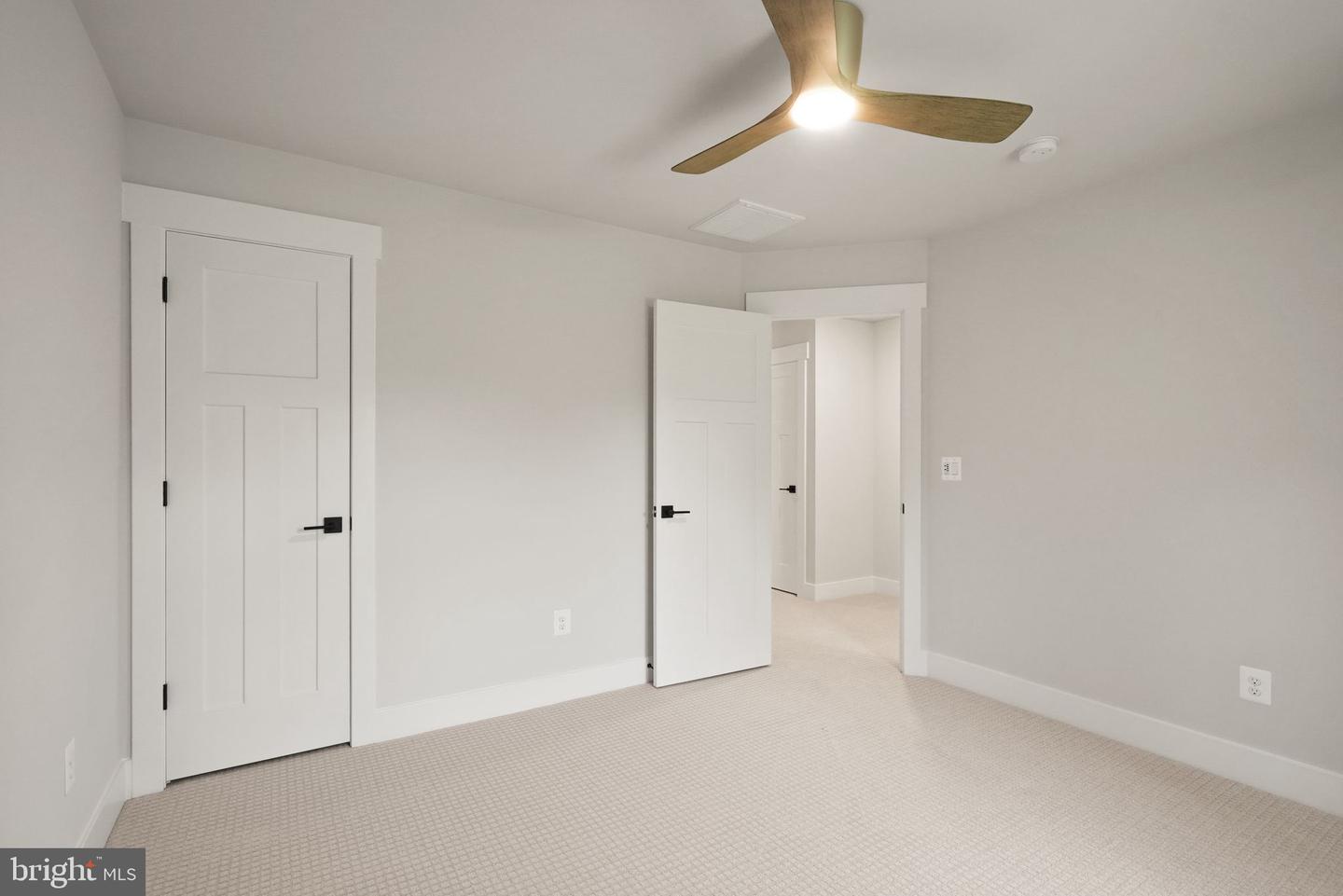 11433 POPES HEAD RD, FAIRFAX, Virginia 22030, 5 Bedrooms Bedrooms, ,3 BathroomsBathrooms,Residential,For sale,11433 POPES HEAD RD,VAFX2266744 MLS # VAFX2266744