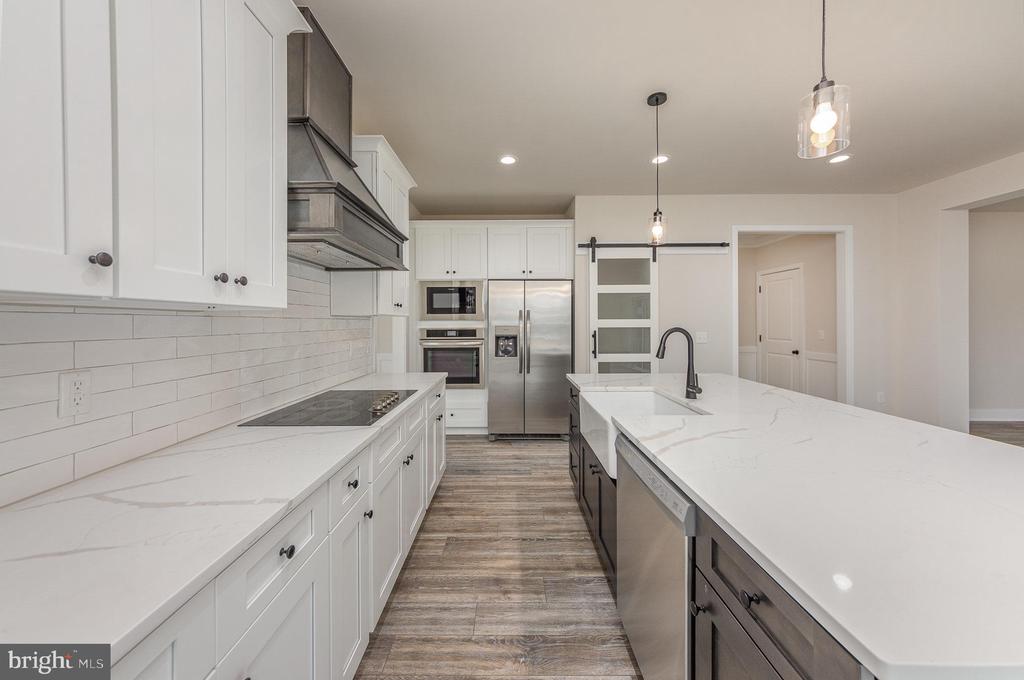 15206 LOST HORIZON LN, FREDERICKSBURG, Virginia 22407, 4 Bedrooms Bedrooms, ,4 BathroomsBathrooms,Residential,15206 LOST HORIZON LN,VASP2037928 MLS # VASP2037928