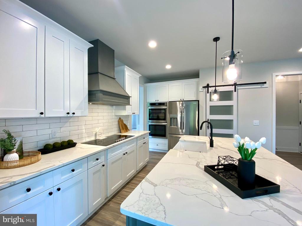 15206 LOST HORIZON LN, FREDERICKSBURG, Virginia 22407, 4 Bedrooms Bedrooms, ,4 BathroomsBathrooms,Residential,15206 LOST HORIZON LN,VASP2037928 MLS # VASP2037928