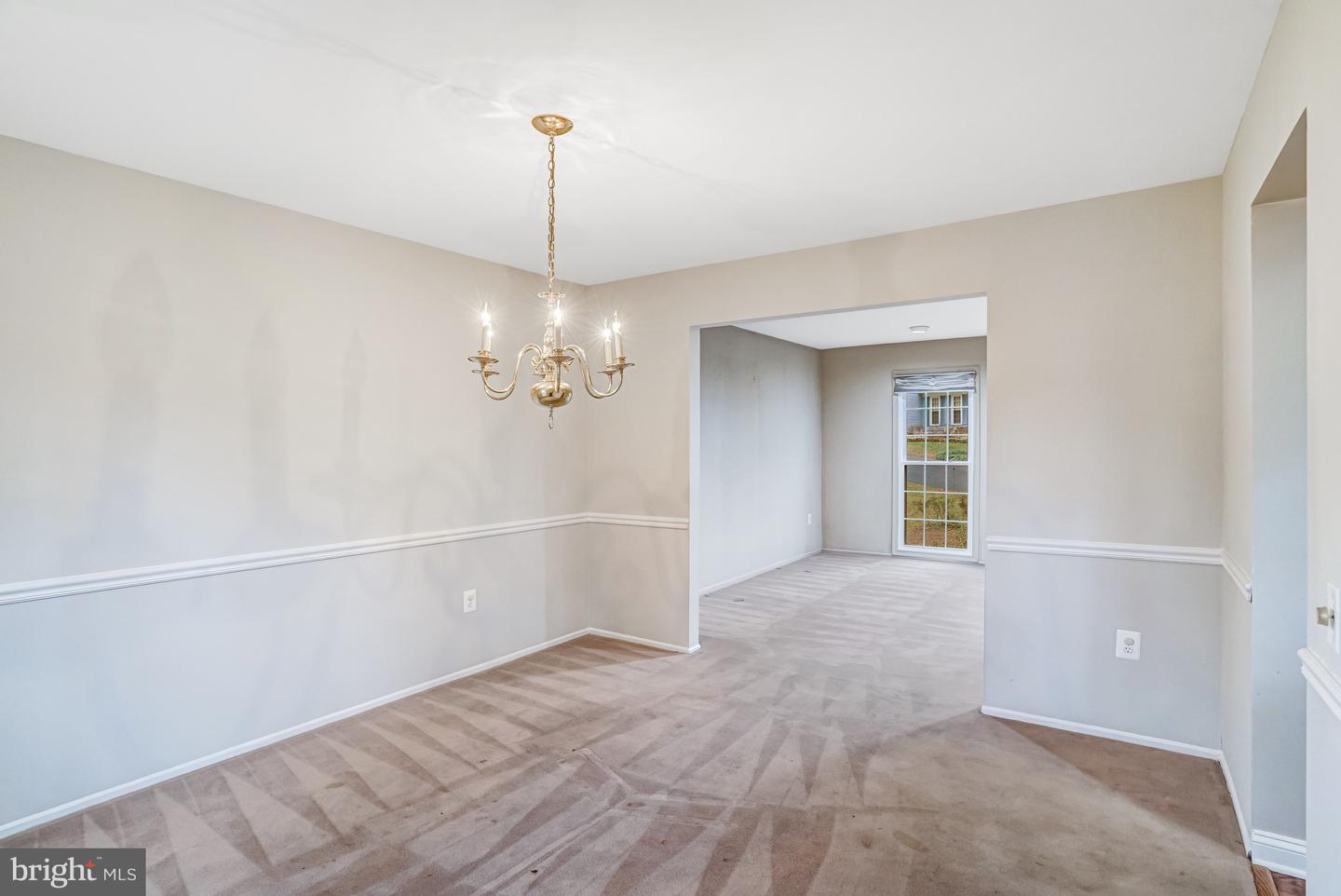 10848 BURR OAK WAY, BURKE, Virginia 22015, 5 Bedrooms Bedrooms, ,2 BathroomsBathrooms,Residential,For sale,10848 BURR OAK WAY,VAFX2270012 MLS # VAFX2270012 10848 BURR OAK WAY, BURKE, Virginia 22015, 5 Bedrooms Bedrooms, ,2 BathroomsBathrooms,Residential,For sale,10848 BURR OAK WAY,VAFX2270012 MLS # VAFX2270012