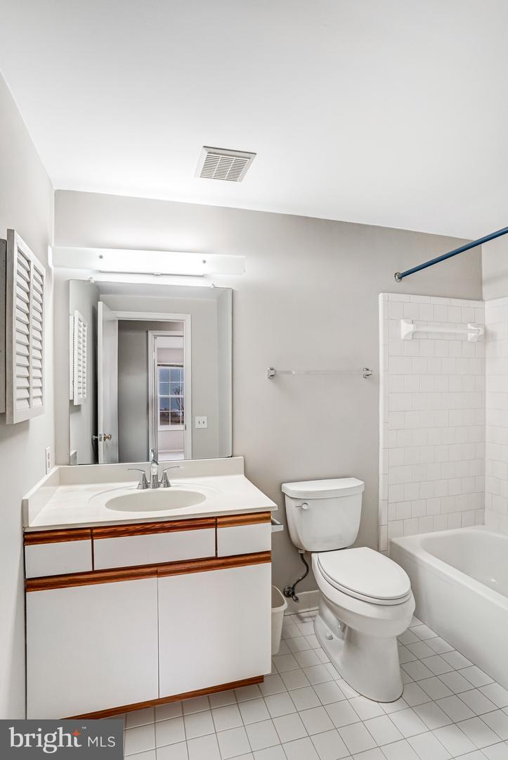 10848 BURR OAK WAY, BURKE, Virginia 22015, 5 Bedrooms Bedrooms, ,2 BathroomsBathrooms,Residential,For sale,10848 BURR OAK WAY,VAFX2270012 MLS # VAFX2270012 10848 BURR OAK WAY, BURKE, Virginia 22015, 5 Bedrooms Bedrooms, ,2 BathroomsBathrooms,Residential,For sale,10848 BURR OAK WAY,VAFX2270012 MLS # VAFX2270012