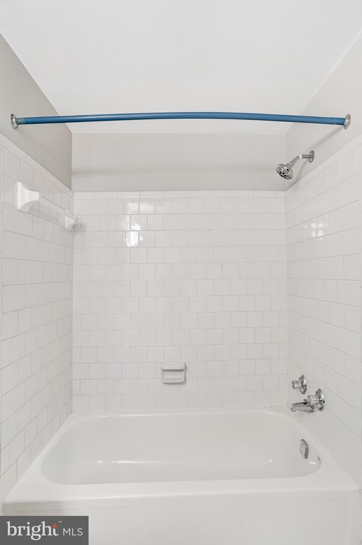 10848 BURR OAK WAY, BURKE, Virginia 22015, 5 Bedrooms Bedrooms, ,2 BathroomsBathrooms,Residential,For sale,10848 BURR OAK WAY,VAFX2270012 MLS # VAFX2270012 10848 BURR OAK WAY, BURKE, Virginia 22015, 5 Bedrooms Bedrooms, ,2 BathroomsBathrooms,Residential,For sale,10848 BURR OAK WAY,VAFX2270012 MLS # VAFX2270012