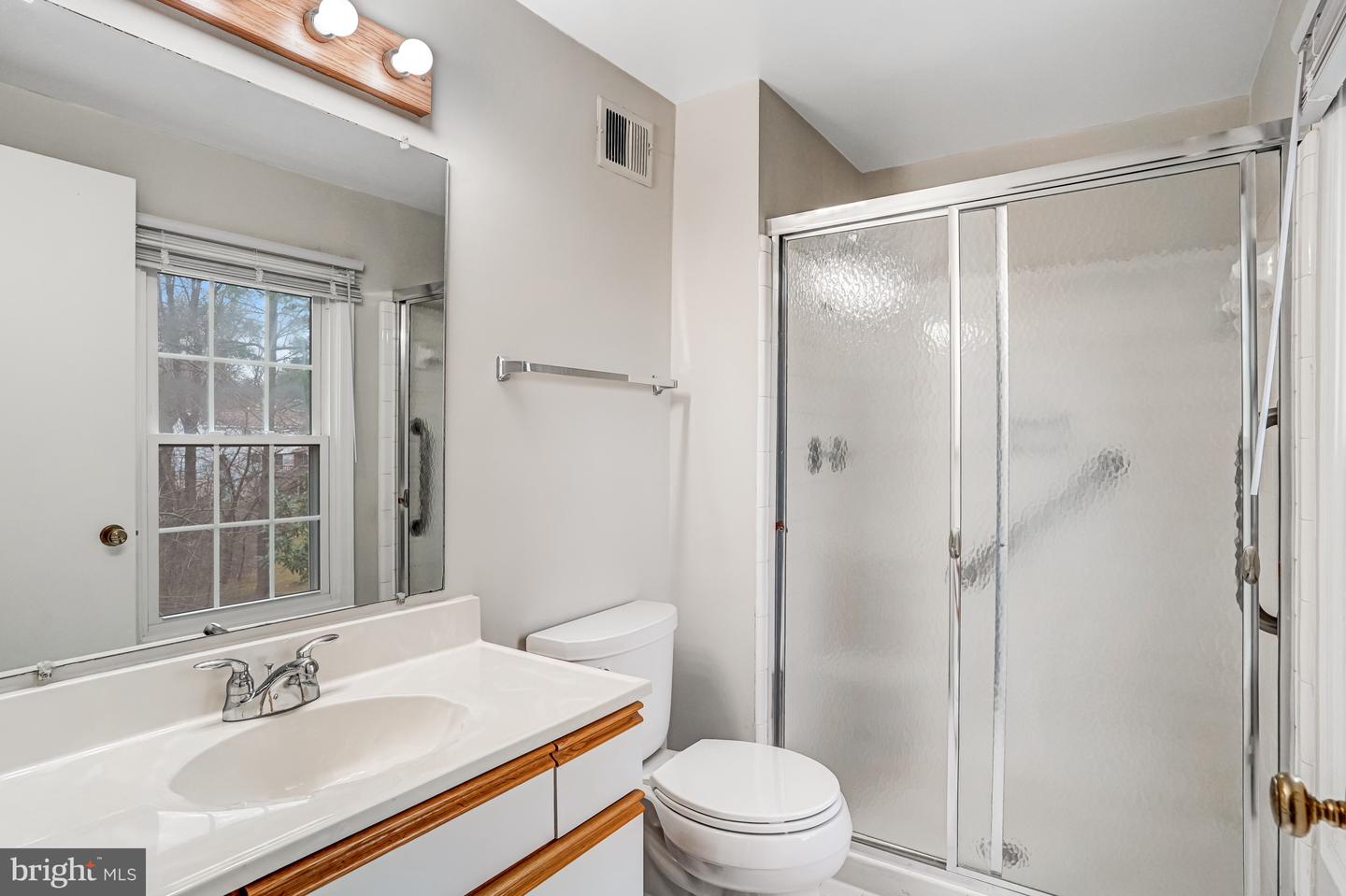 10848 BURR OAK WAY, BURKE, Virginia 22015, 5 Bedrooms Bedrooms, ,2 BathroomsBathrooms,Residential,For sale,10848 BURR OAK WAY,VAFX2270012 MLS # VAFX2270012 10848 BURR OAK WAY, BURKE, Virginia 22015, 5 Bedrooms Bedrooms, ,2 BathroomsBathrooms,Residential,For sale,10848 BURR OAK WAY,VAFX2270012 MLS # VAFX2270012