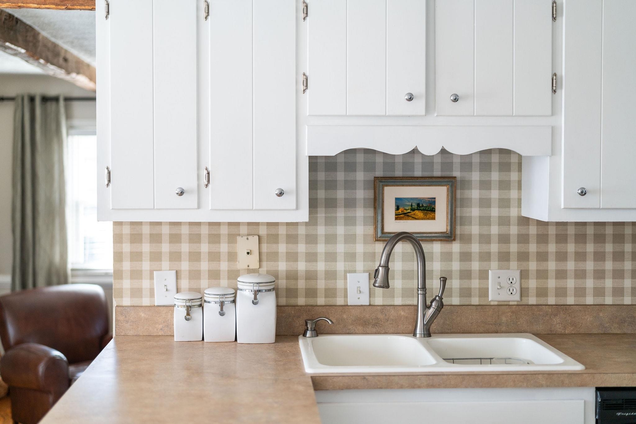 112 COUNTRY LODGE RD, WAYNESBORO, Virginia 22980, 4 Bedrooms Bedrooms, ,2 BathroomsBathrooms,Residential,112 COUNTRY LODGE RD,670673 MLS # 670673