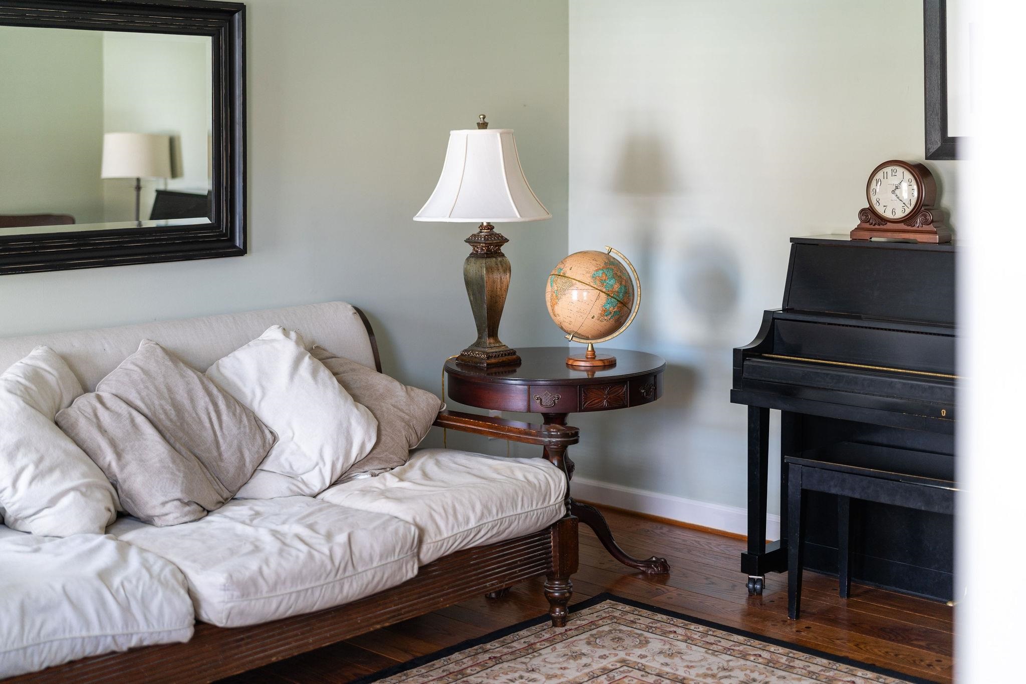 112 COUNTRY LODGE RD, WAYNESBORO, Virginia 22980, 4 Bedrooms Bedrooms, ,2 BathroomsBathrooms,Residential,112 COUNTRY LODGE RD,670673 MLS # 670673