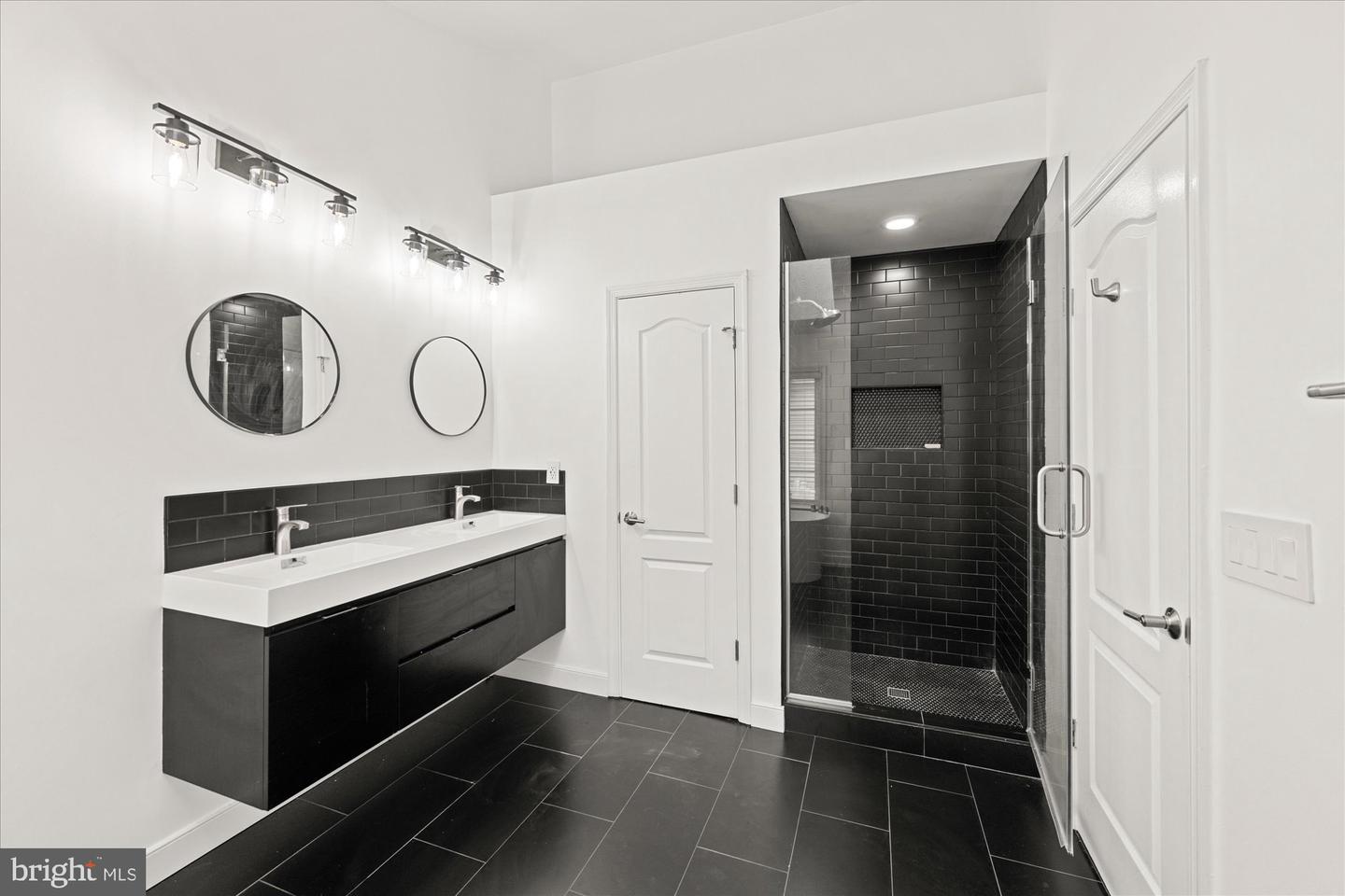 4919 BARBOUR DR, ALEXANDRIA, Virginia 22304, 3 Bedrooms Bedrooms, ,2 BathroomsBathrooms,Residential,For sale,4919 BARBOUR DR,VAAX2050556 MLS # VAAX2050556