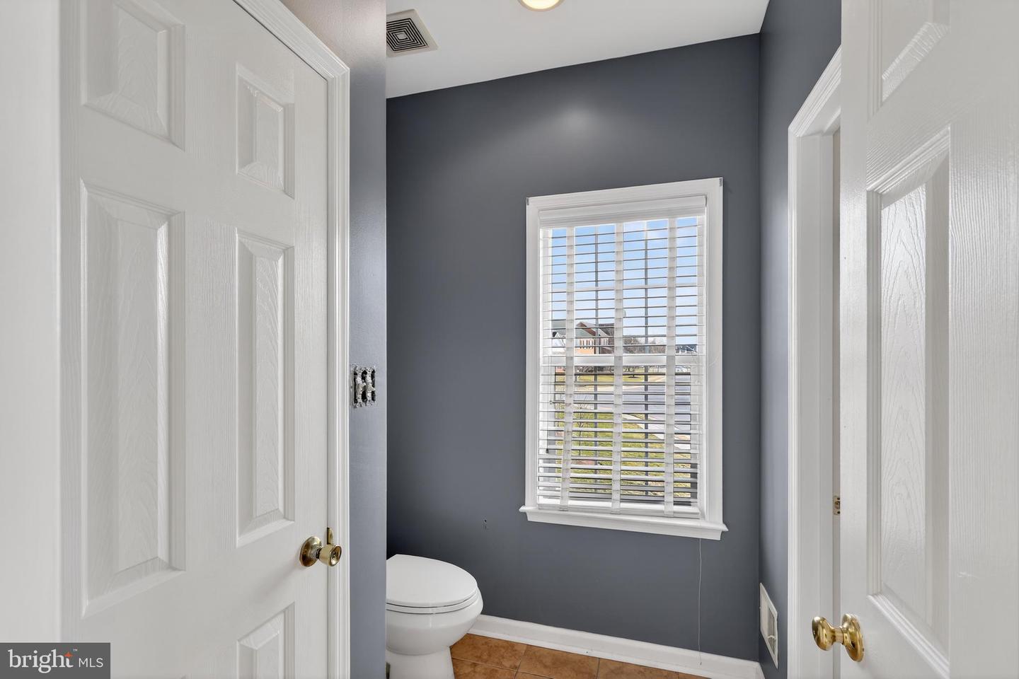 1006 ARMISTEAD ST, WINCHESTER, Virginia 22601, 4 Bedrooms Bedrooms, ,4 BathroomsBathrooms,Residential,For sale,1006 ARMISTEAD ST,VAWI2009256 MLS # VAWI2009256