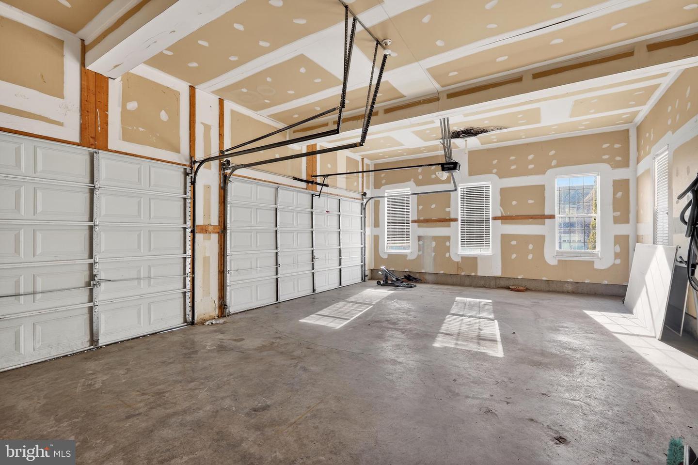 1006 ARMISTEAD ST, WINCHESTER, Virginia 22601, 4 Bedrooms Bedrooms, ,4 BathroomsBathrooms,Residential,For sale,1006 ARMISTEAD ST,VAWI2009256 MLS # VAWI2009256