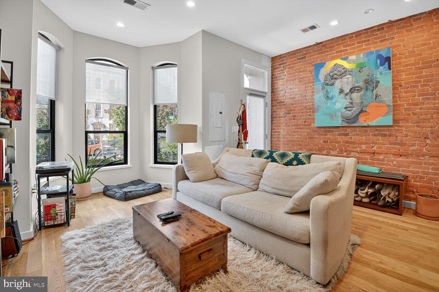 1719 6TH ST NW, WASHINGTON, District Of Columbia 20001, 4 Bedrooms Bedrooms, ,3 BathroomsBathrooms,Residential,For sale,1719 6TH ST NW,DCDC2227260 MLS # DCDC2227260