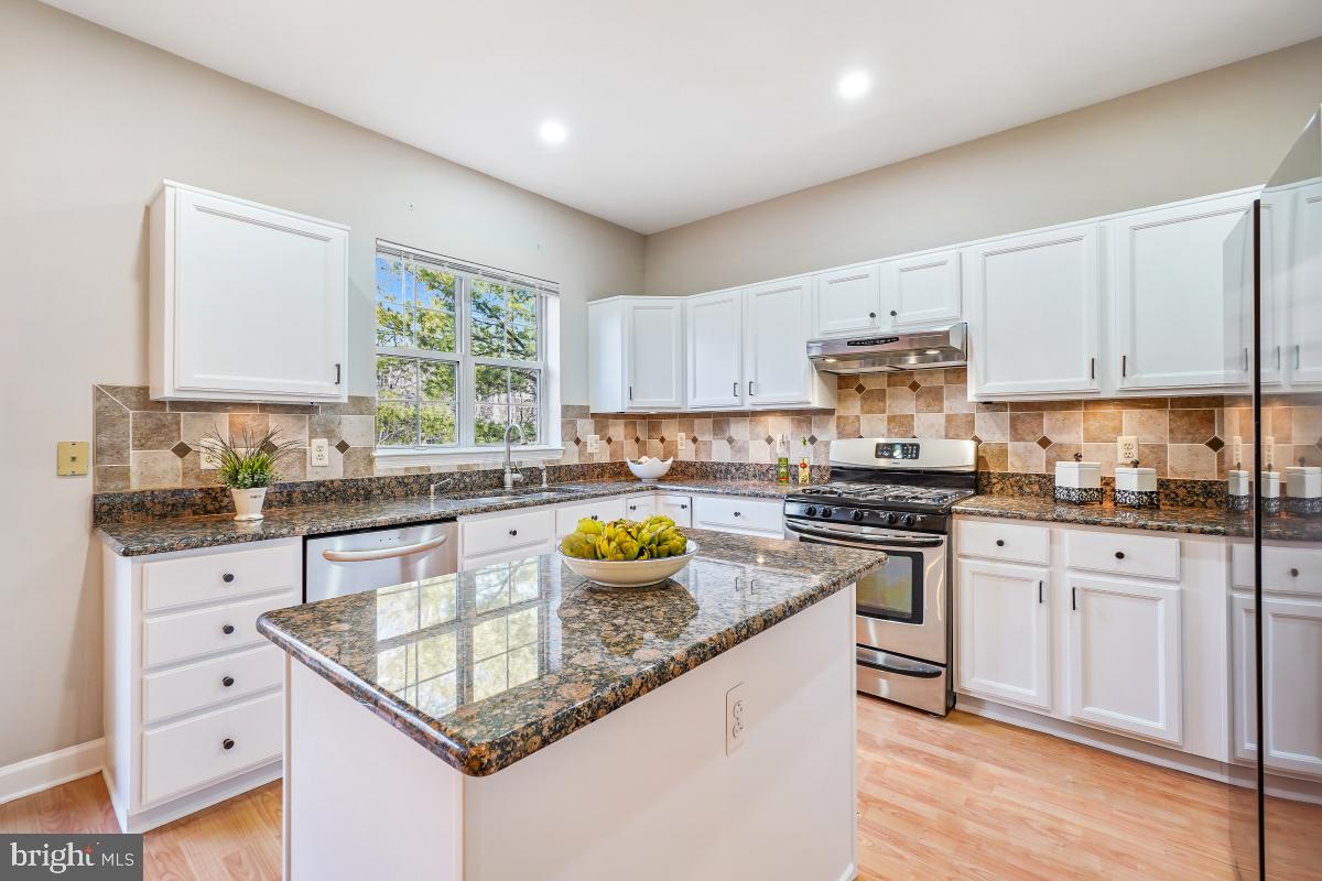 46806 LAWNES CREEK TER, STERLING, Virginia 20165, 3 Bedrooms Bedrooms, 8 Rooms Rooms,3 BathroomsBathrooms,Residential,For sale,46806 LAWNES CREEK TER,VALO2109036 MLS # VALO2109036 46806 LAWNES CREEK TER, STERLING, Virginia 20165, 3 Bedrooms Bedrooms, 8 Rooms Rooms,3 BathroomsBathrooms,Residential,For sale,46806 LAWNES CREEK TER,VALO2109036 MLS # VALO2109036