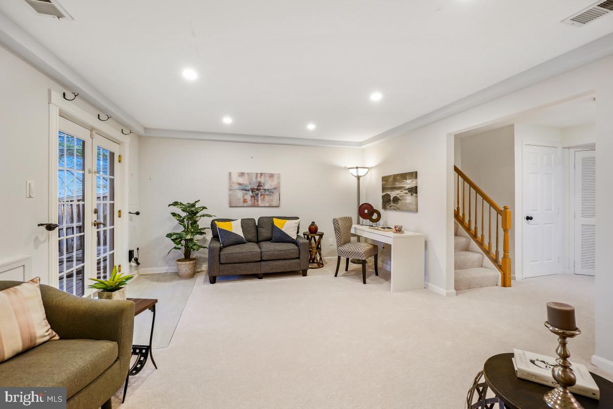 46806 LAWNES CREEK TER, STERLING, Virginia 20165, 3 Bedrooms Bedrooms, 8 Rooms Rooms,3 BathroomsBathrooms,Residential,For sale,46806 LAWNES CREEK TER,VALO2109036 MLS # VALO2109036 46806 LAWNES CREEK TER, STERLING, Virginia 20165, 3 Bedrooms Bedrooms, 8 Rooms Rooms,3 BathroomsBathrooms,Residential,For sale,46806 LAWNES CREEK TER,VALO2109036 MLS # VALO2109036