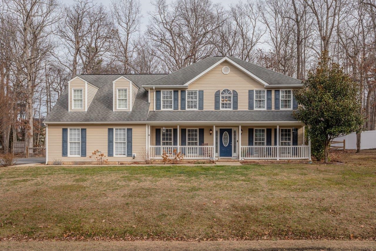 344 ARROWHEAD LN, STUARTS DRAFT, Virginia 24477, 5 Bedrooms Bedrooms, ,3 BathroomsBathrooms,Residential,344 ARROWHEAD LN,672297 MLS # 672297