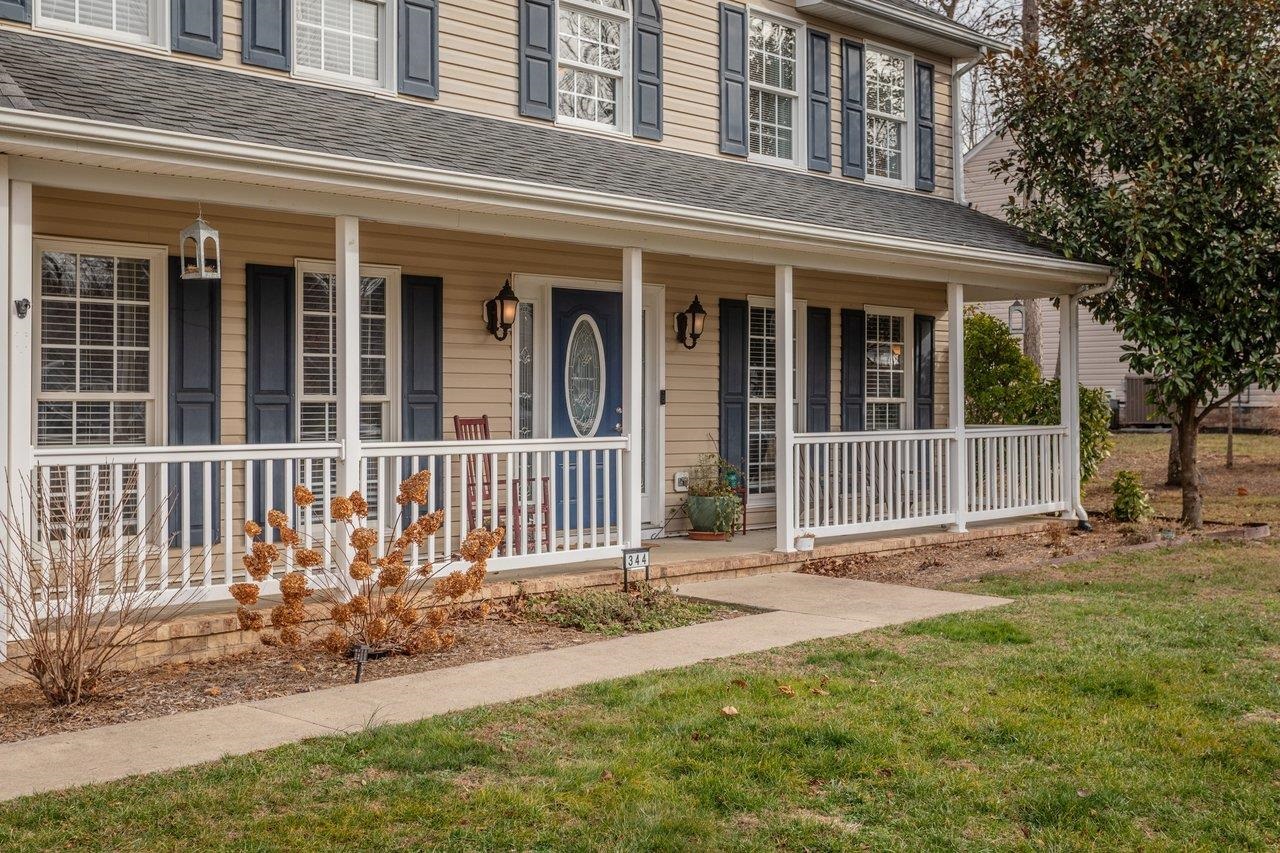 344 ARROWHEAD LN, STUARTS DRAFT, Virginia 24477, 5 Bedrooms Bedrooms, ,3 BathroomsBathrooms,Residential,344 ARROWHEAD LN,672297 MLS # 672297