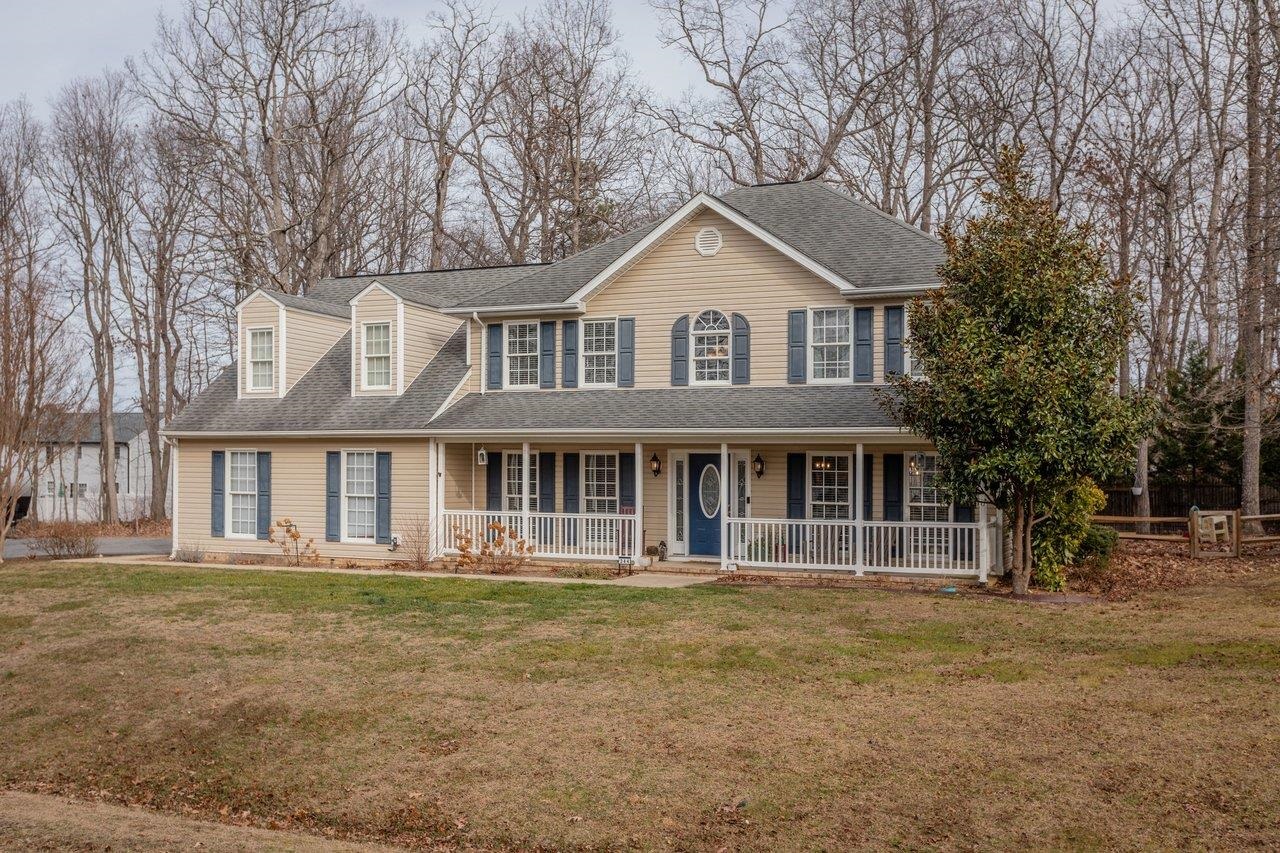 344 ARROWHEAD LN, STUARTS DRAFT, Virginia 24477, 5 Bedrooms Bedrooms, ,3 BathroomsBathrooms,Residential,344 ARROWHEAD LN,672297 MLS # 672297