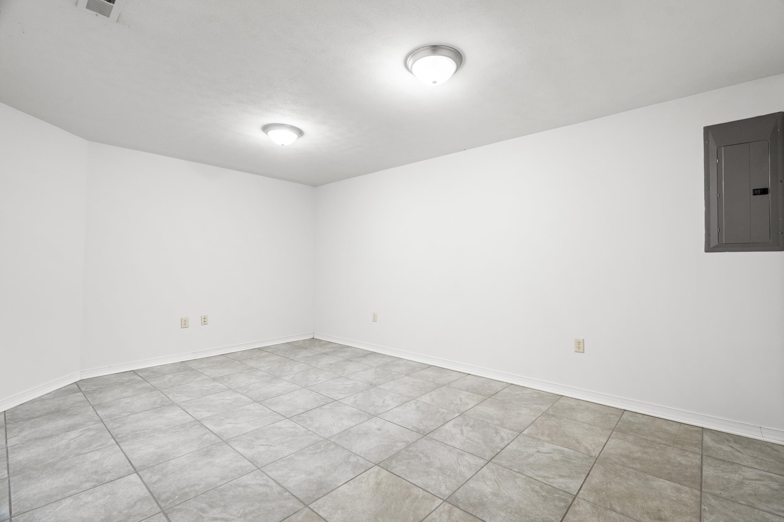 2911 DIAMOND SPRING LN, ROCKINGHAM, Virginia 22801, 3 Bedrooms Bedrooms, ,2 BathroomsBathrooms,Residential,2911 DIAMOND SPRING LN,672306 MLS # 672306