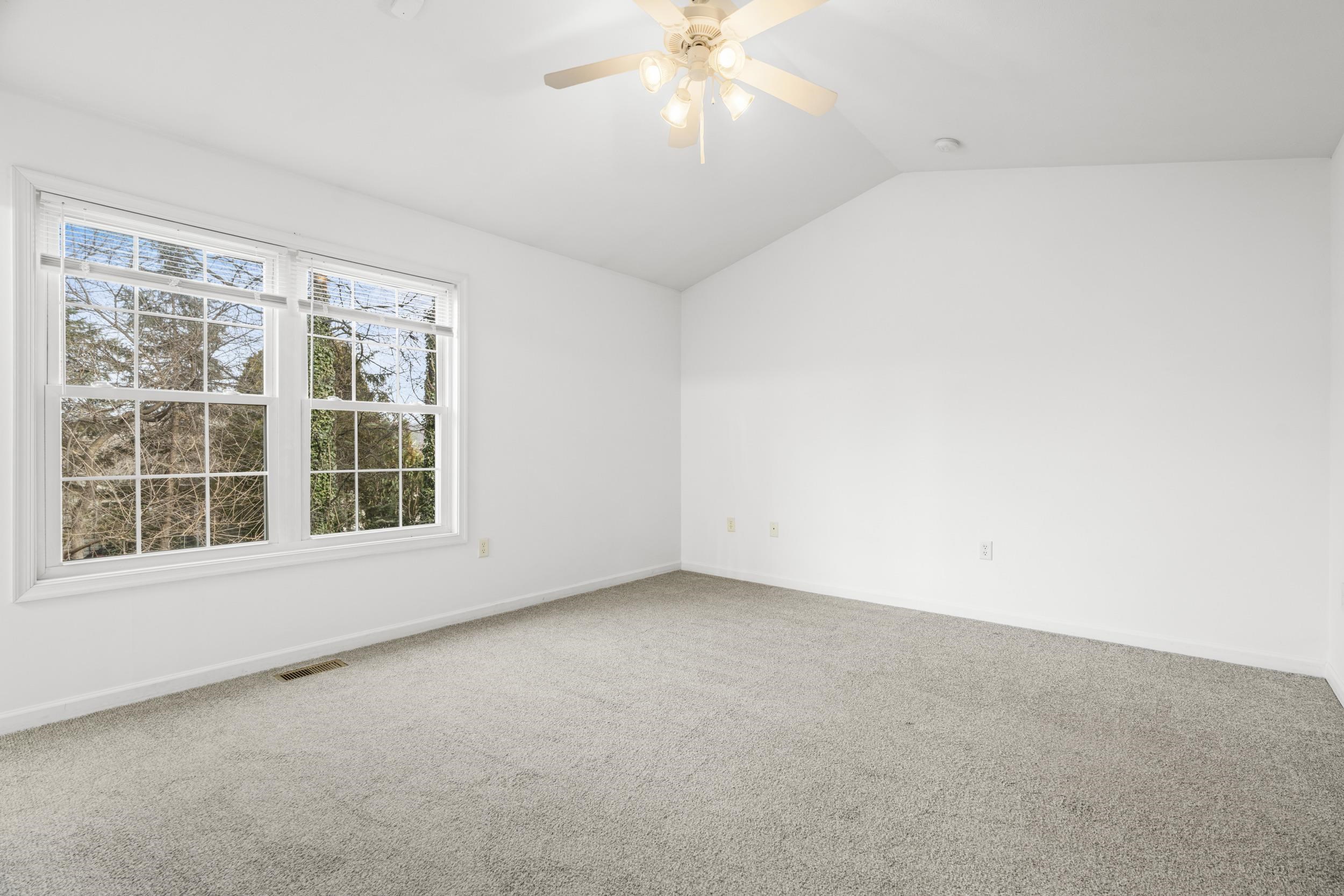 2911 DIAMOND SPRING LN, ROCKINGHAM, Virginia 22801, 3 Bedrooms Bedrooms, ,2 BathroomsBathrooms,Residential,2911 DIAMOND SPRING LN,672306 MLS # 672306