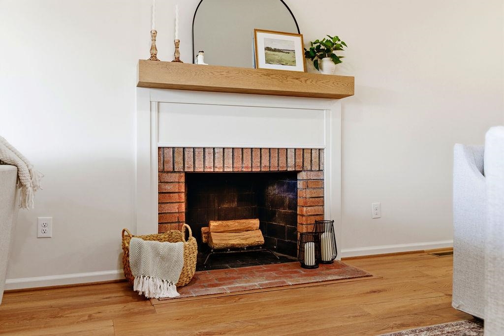 101 BROOKWOOD RD, STAUNTON, Virginia 24401, 4 Bedrooms Bedrooms, ,2 BathroomsBathrooms,Residential,101 BROOKWOOD RD,672310 MLS # 672310