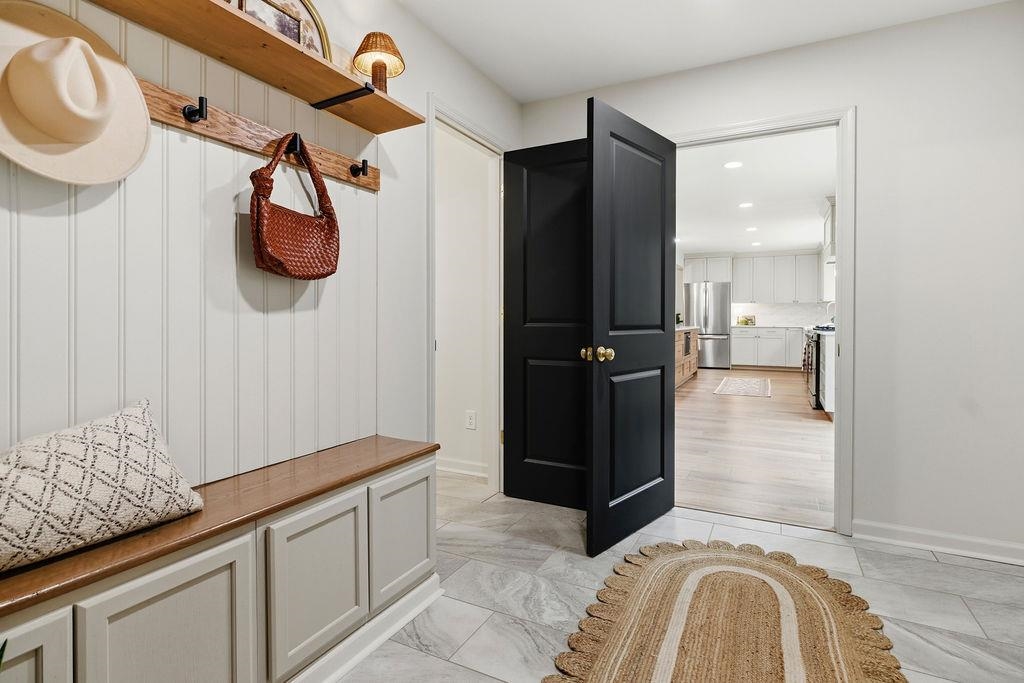 101 BROOKWOOD RD, STAUNTON, Virginia 24401, 4 Bedrooms Bedrooms, ,2 BathroomsBathrooms,Residential,101 BROOKWOOD RD,672310 MLS # 672310