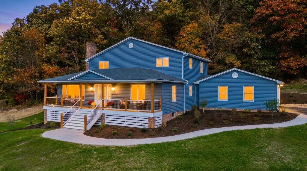 101 BROOKWOOD RD, STAUNTON, Virginia 24401, 4 Bedrooms Bedrooms, ,2 BathroomsBathrooms,Residential,101 BROOKWOOD RD,672310 MLS # 672310